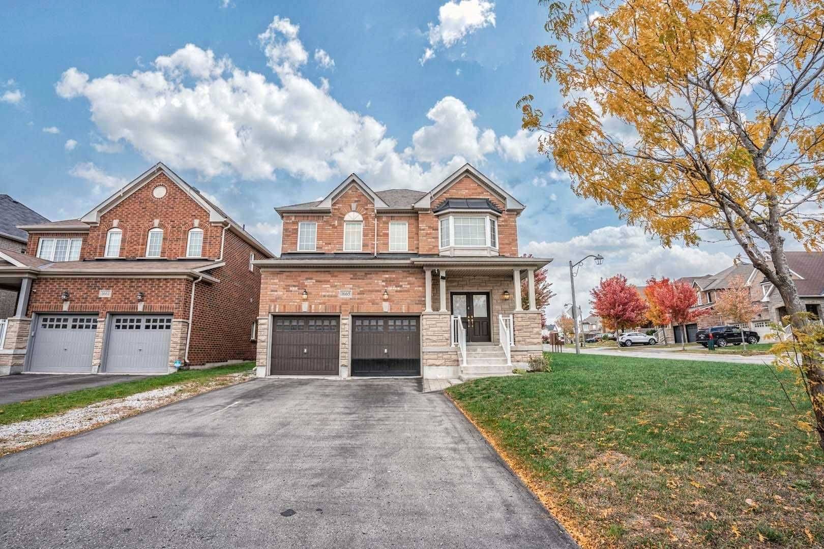 Oshawa, ON L1K 0K2,1665 Pennel DR