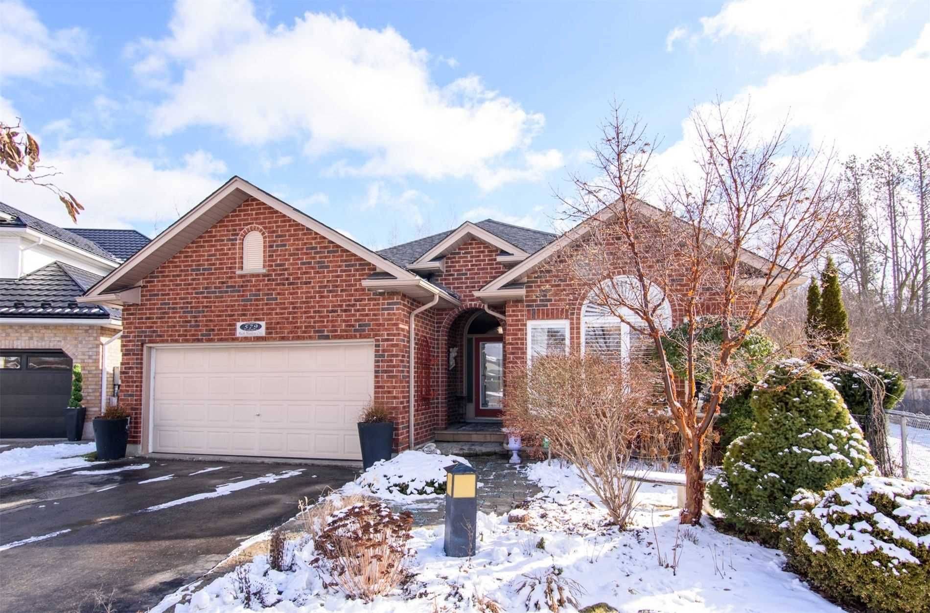 Kitchener, ON N2R 1T1,579 Rush Meadow CRES