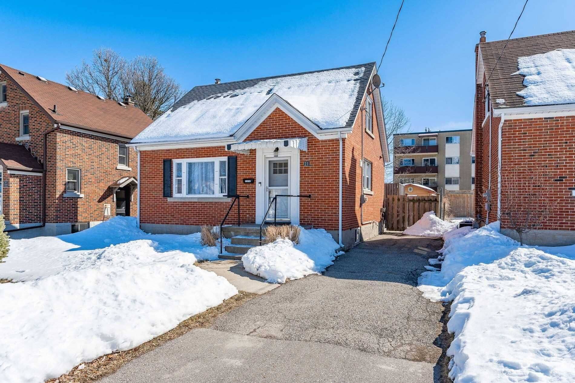 Waterloo, ON N2M 2B3,21 Adelaide ST