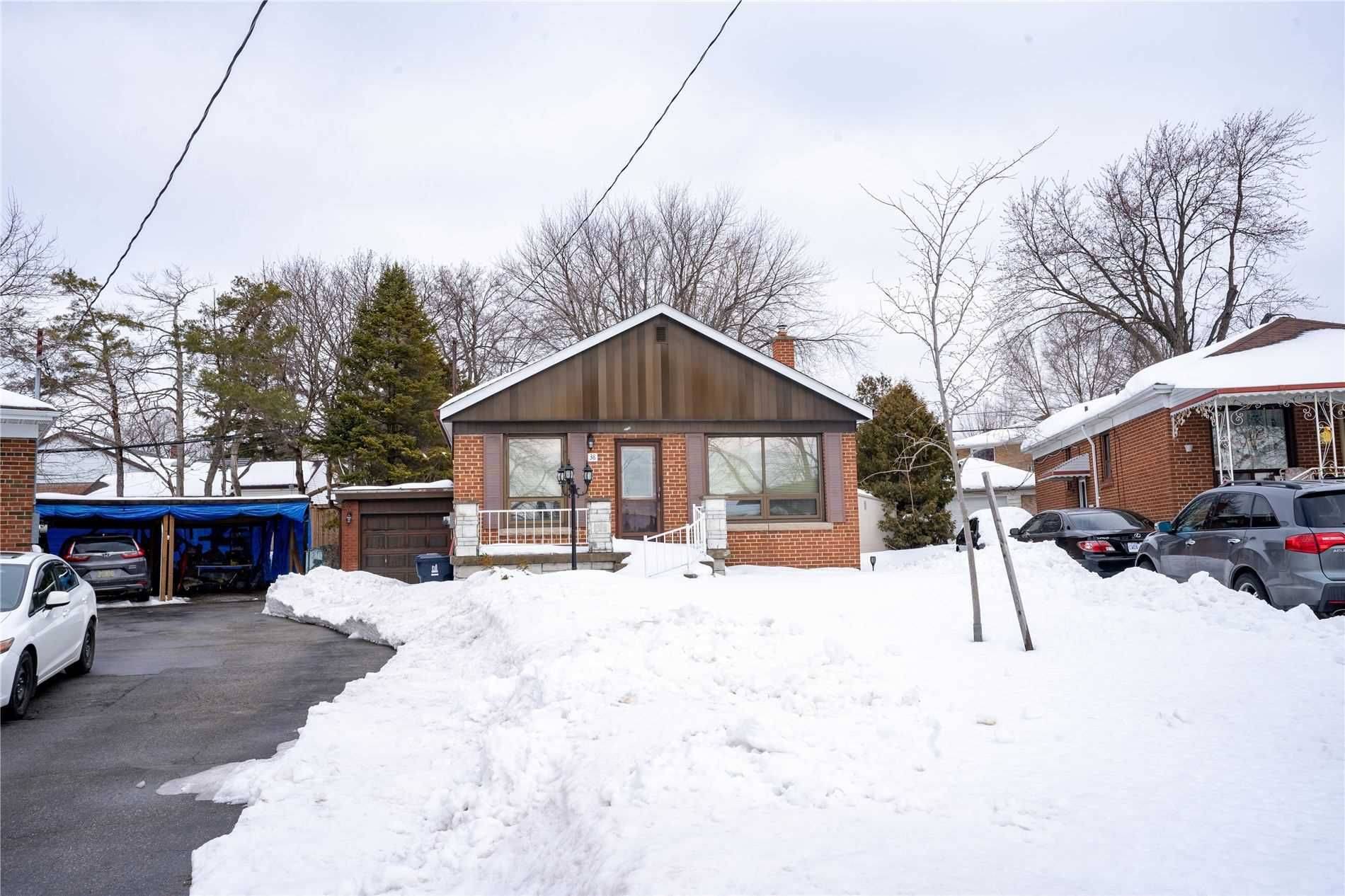 Toronto E09, ON M1J 1P9,38 Mackinac CRES