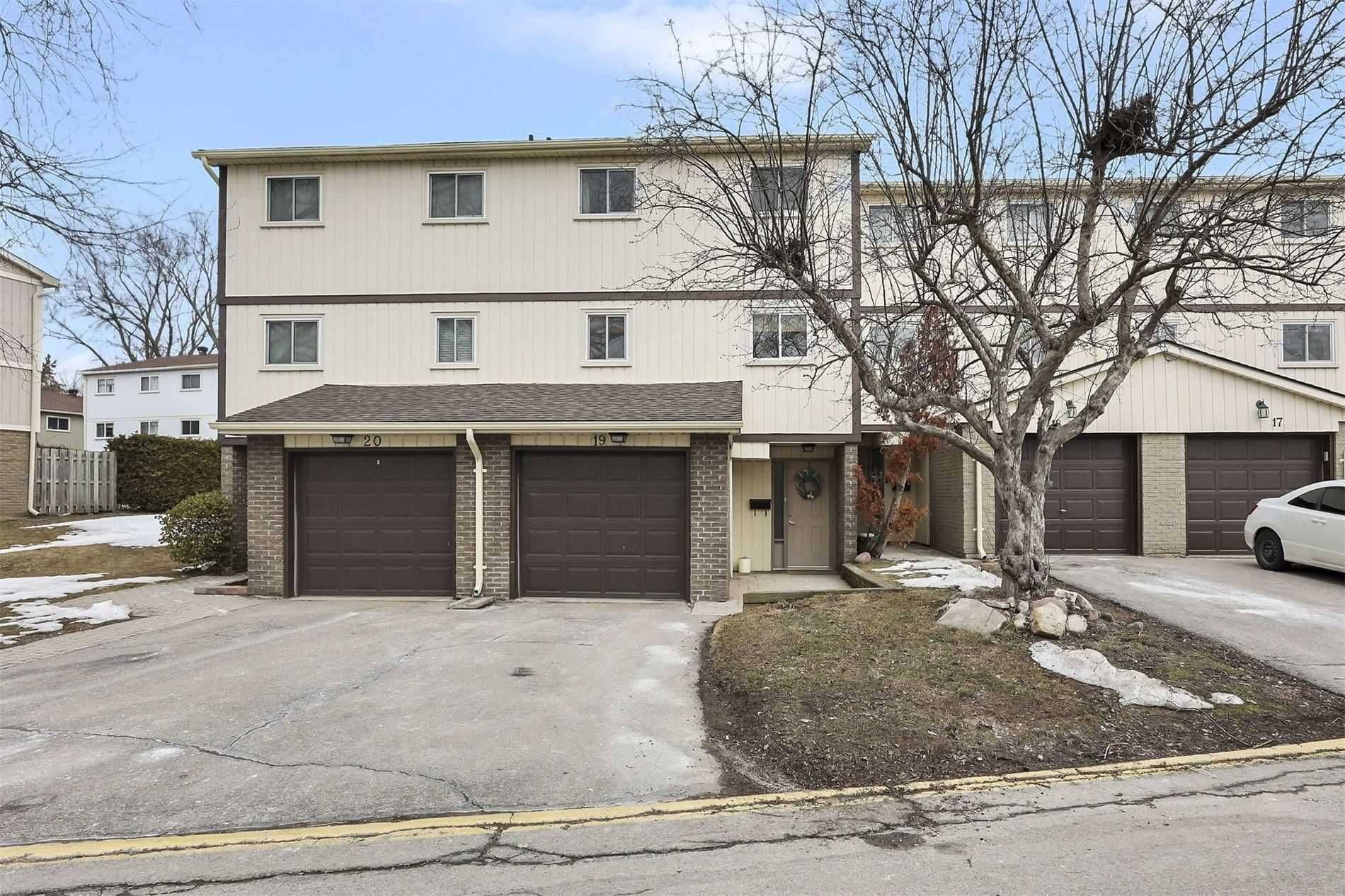 Waterloo, ON N2M 5E5,51 Paulander DR #19