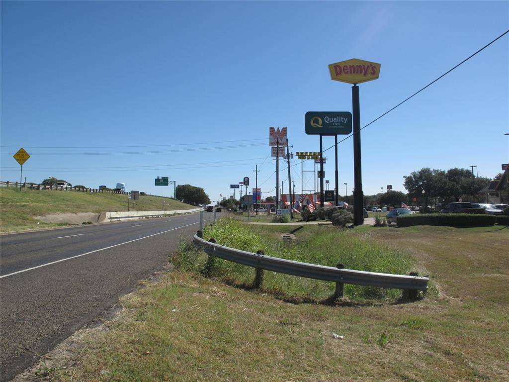 Ennis, TX 75119,TBD I-45