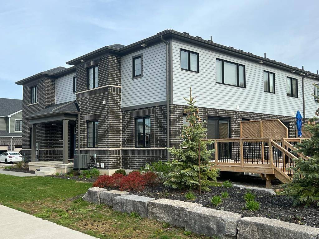 Waterloo, ON N2R 0P8,500 Woodlea CT