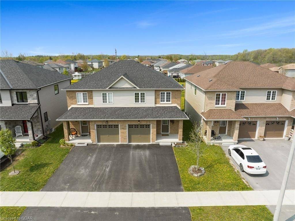 Greater Napanee, ON K7R 3X6,104 Kanvers WAY