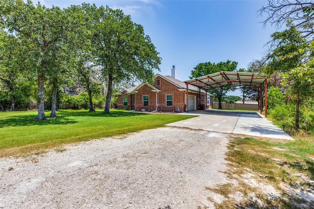 Azle, TX 76020,304 Cedarwood Street