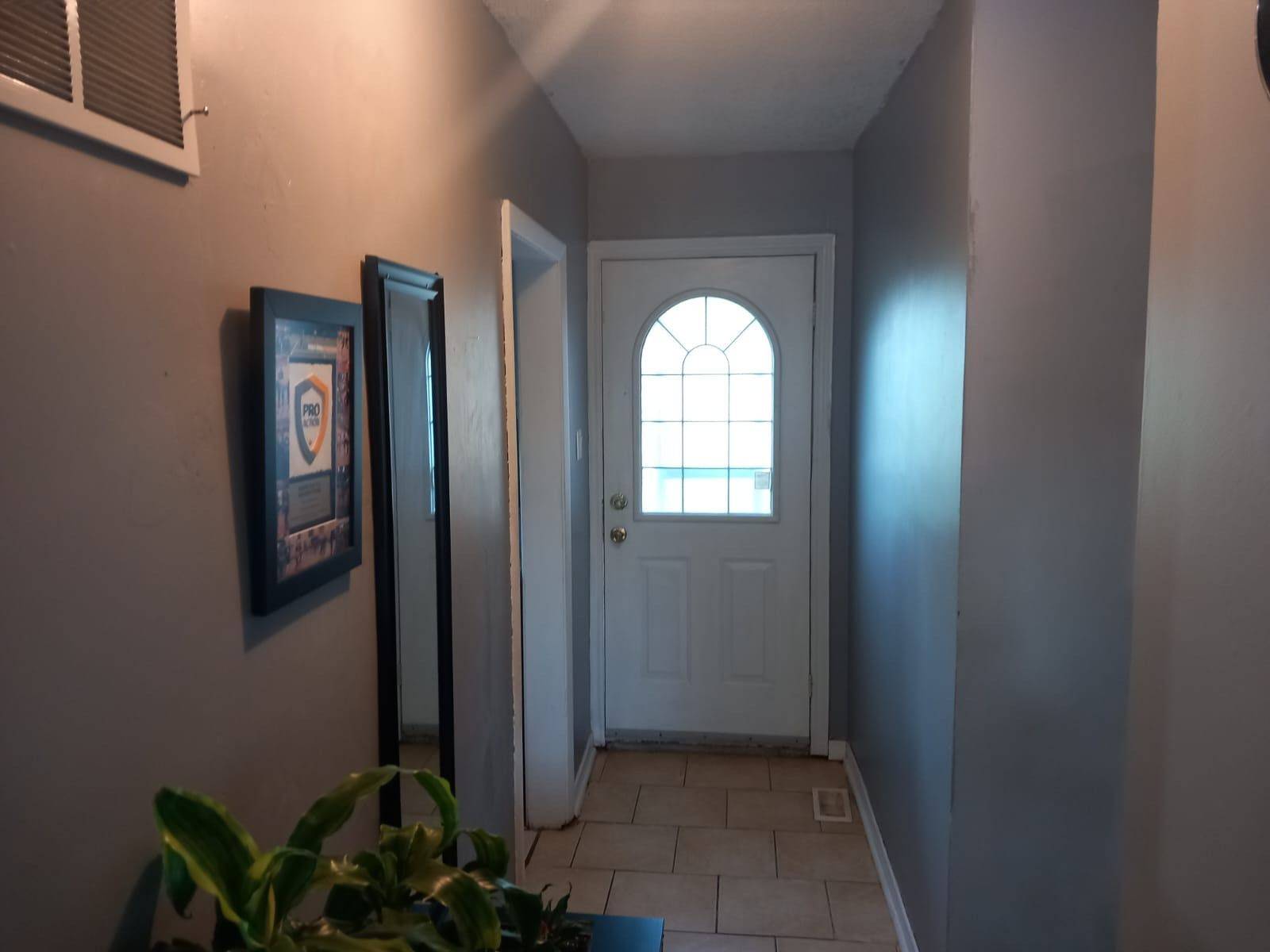 Mississauga, ON L4T 2B9,7568 Redstone RD