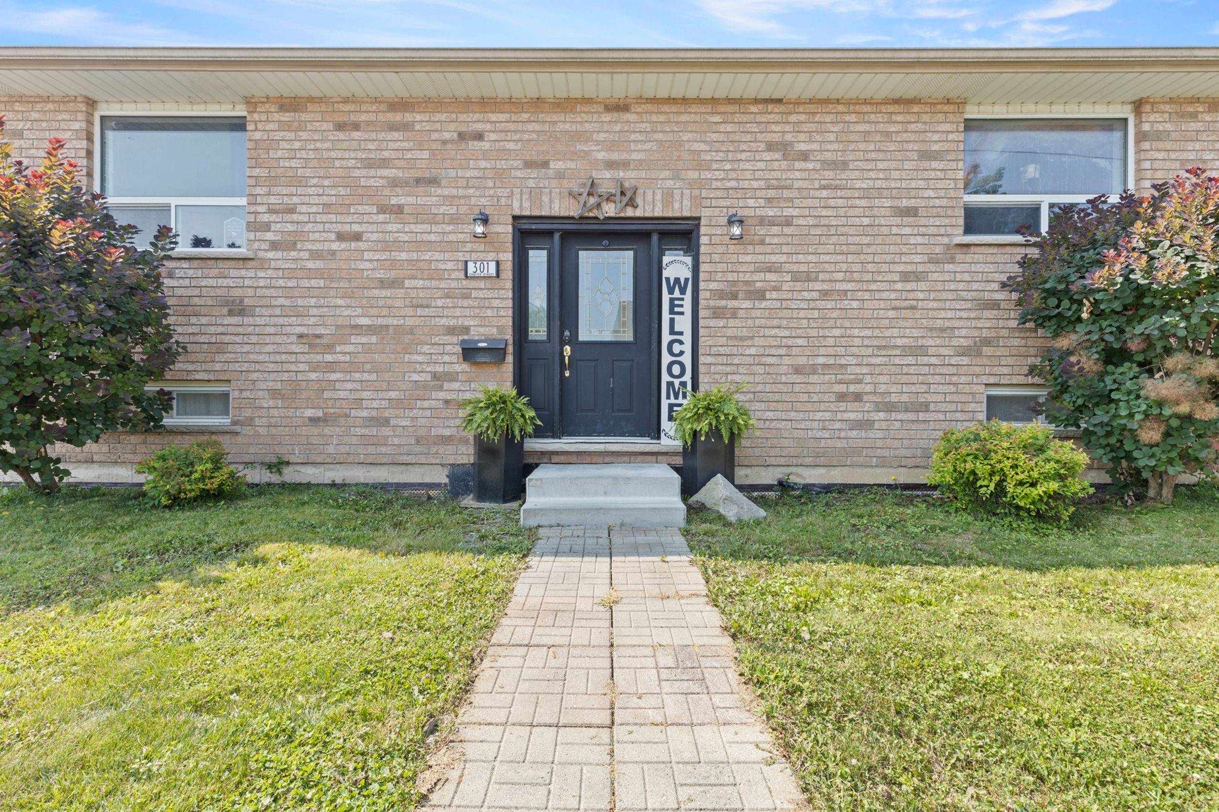 Welland, ON L3B 2Y7,301 Chaffey ST