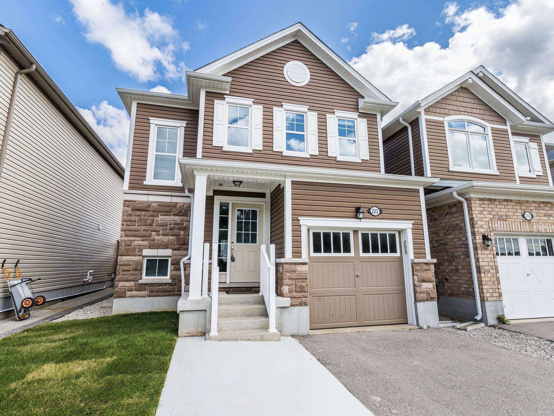 Kitchener, ON N2R 1P6,222 Amand DR