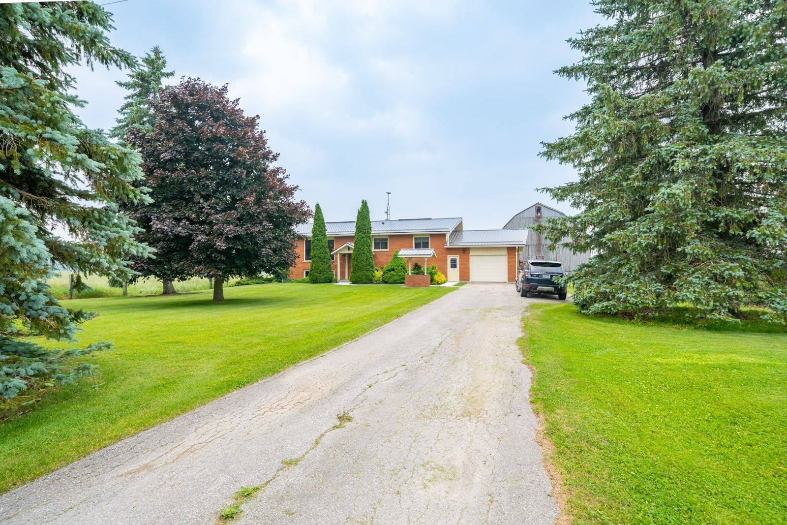 Kawartha Lakes, ON K0M 2T0,219 Hartley RD