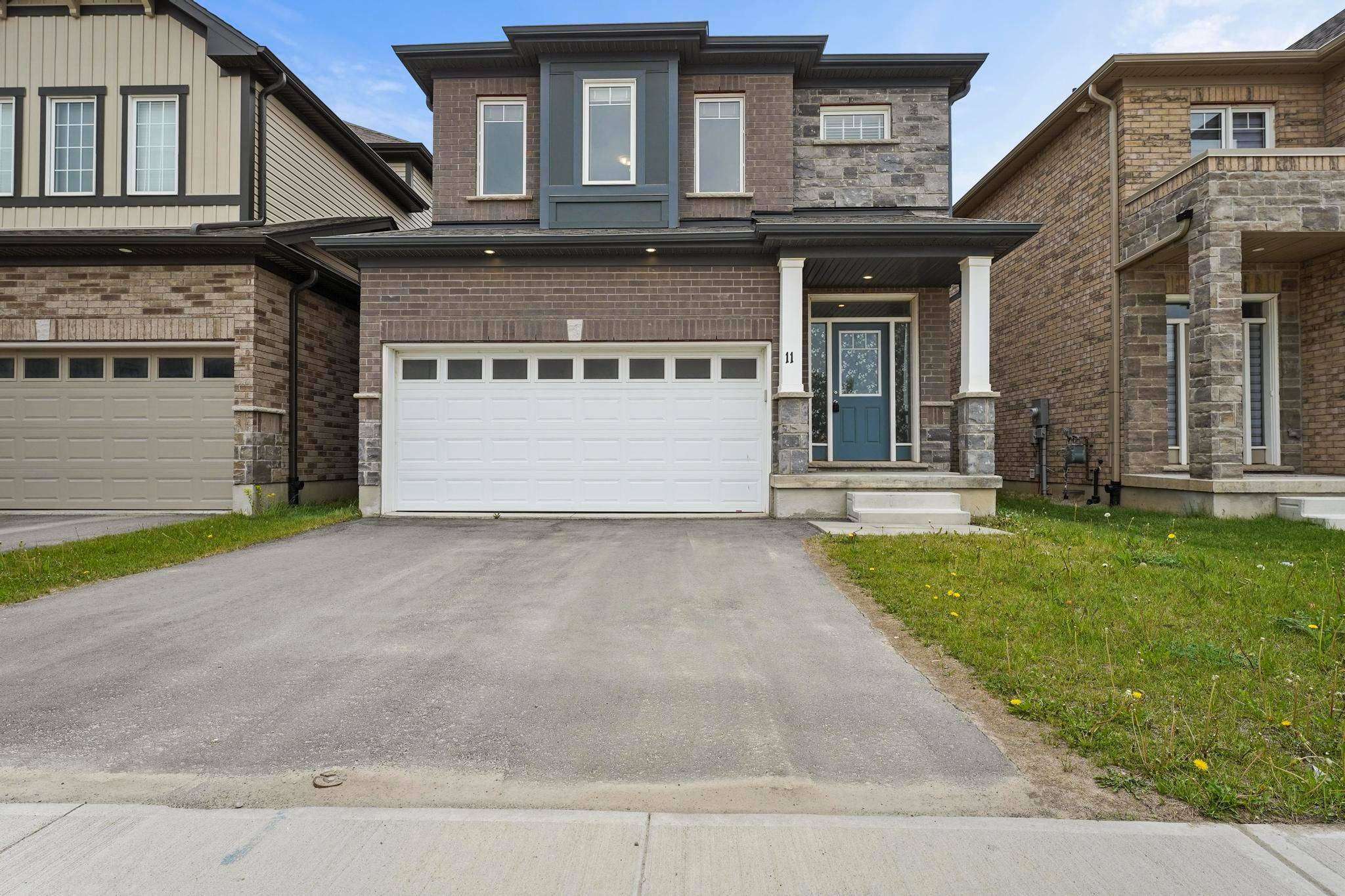 Kitchener, ON N2P 0R6,11 Saddlebrook CT