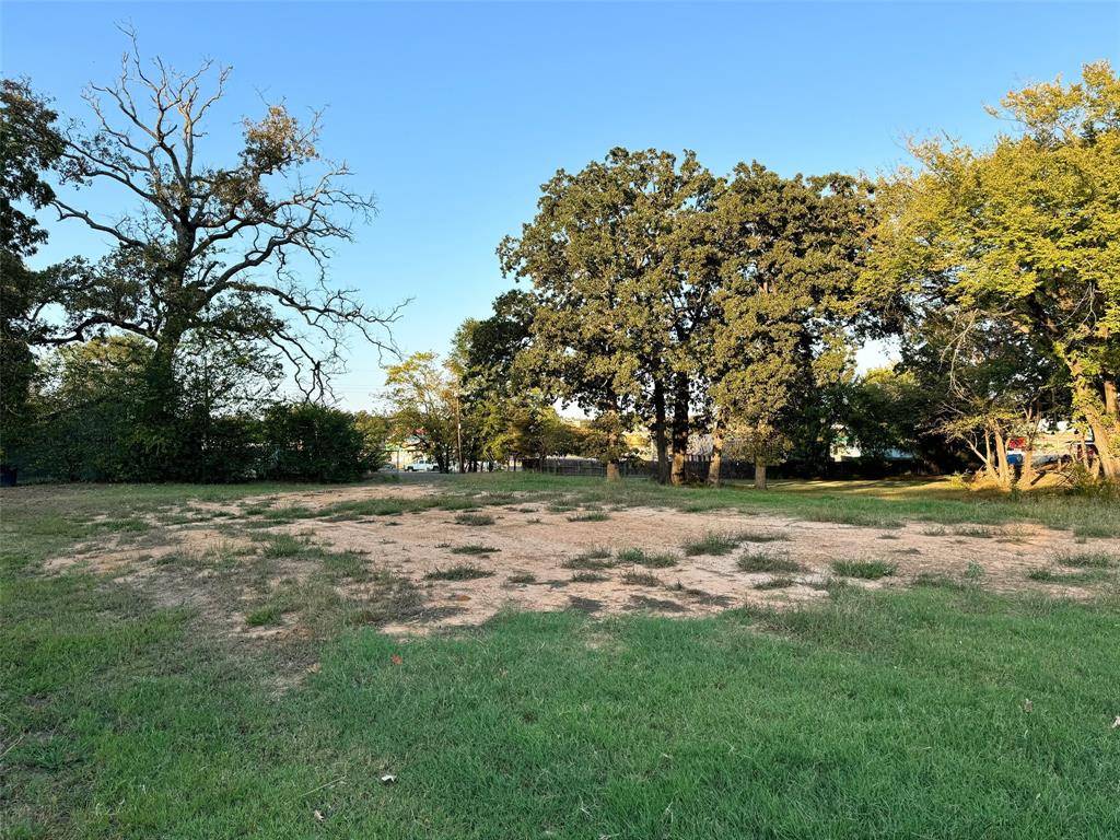 Mount Pleasant, TX 75455,700 W Cash Street