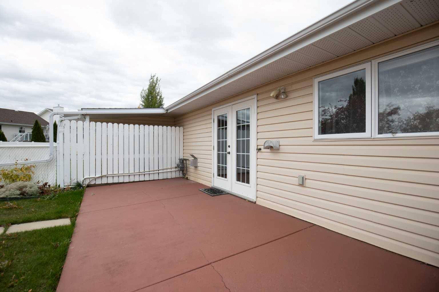 Red Deer, AB T4R 2L5,20 Dale Close