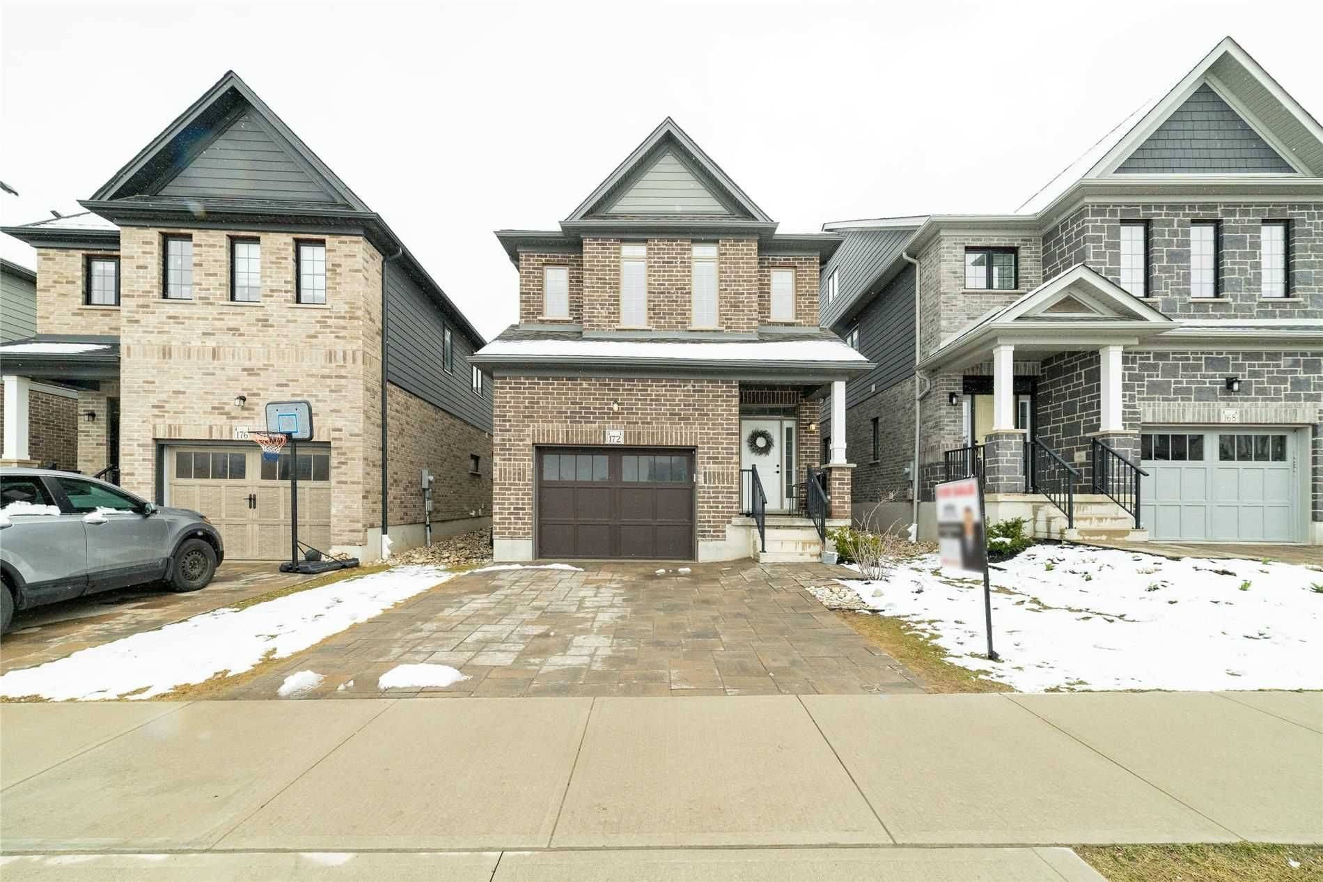 Kitchener, ON N2R 0M2,172 Hollybrook TRL