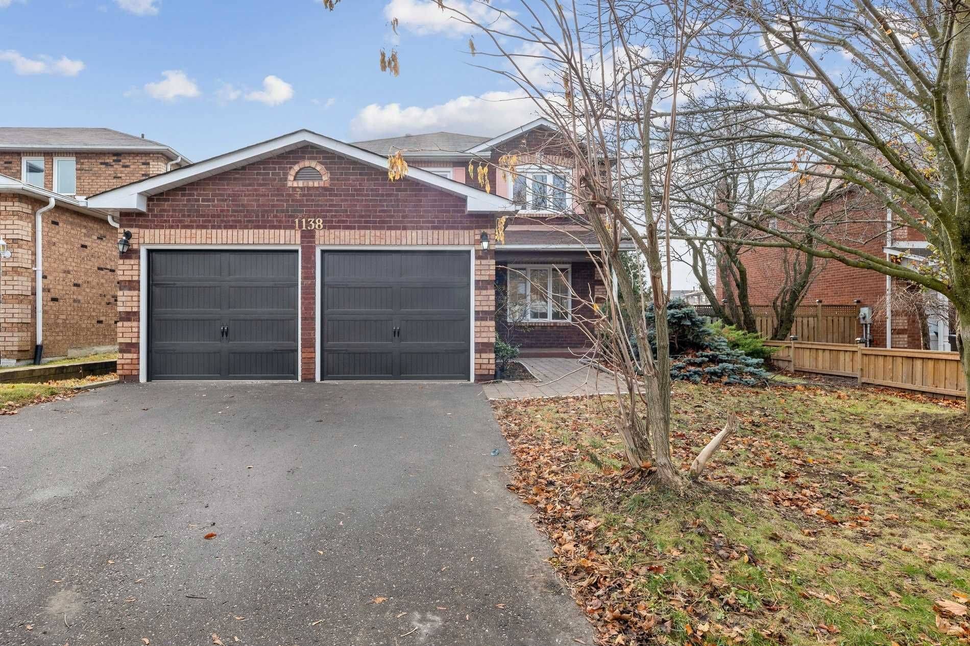 Oshawa, ON L1K 2H1,1138 Thimbleberry CIR