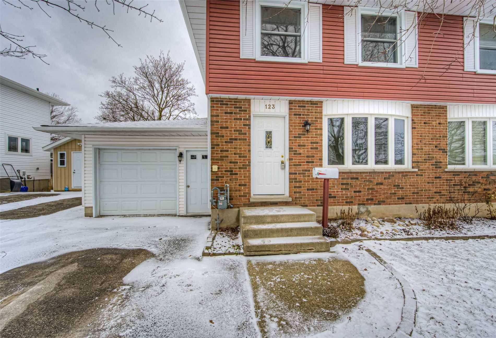 Waterloo, ON N3A 2B8,123 Astor CRES