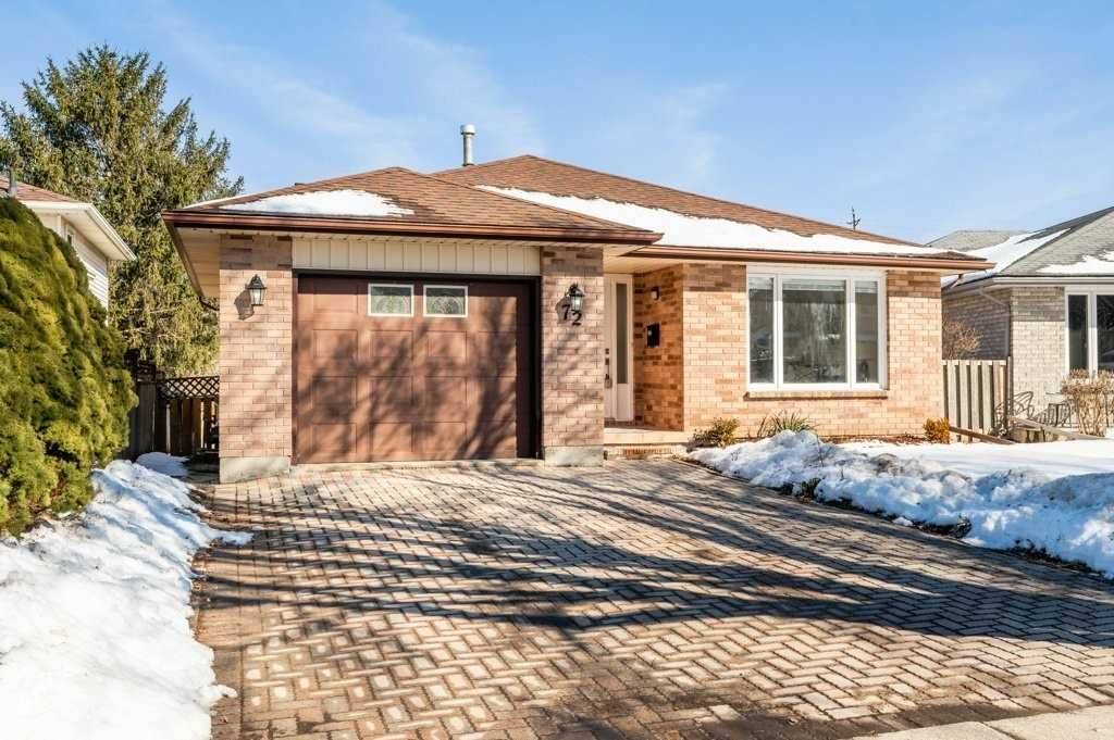 Kitchener, ON N2A 3N6,72 Scenic Wood CRES