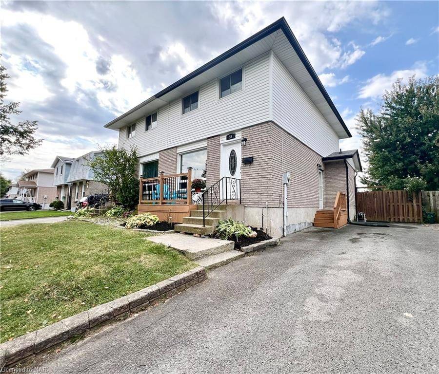 Welland, ON L3C 6G6,59 GRAYSTONE CRES