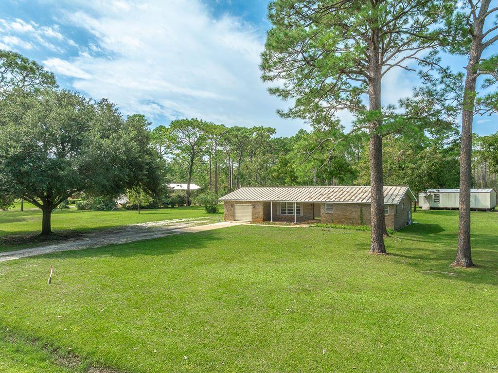 Carrabelle, FL 32322,370 Mill Rd