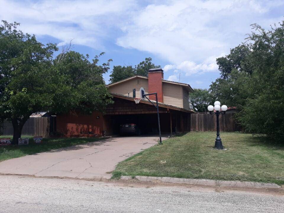 Hamlin, TX 79520,33 Ave A NW