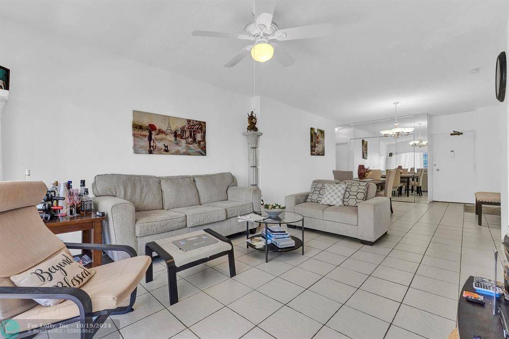 Hallandale Beach, FL 33009,1985 S Ocean Dr  #2L