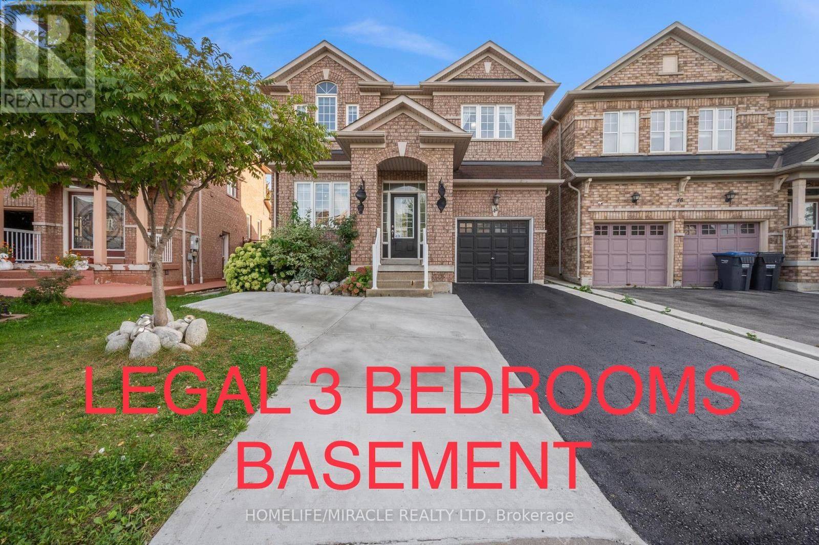 Brampton, ON L6V 4T3,44 Wellsprings DR