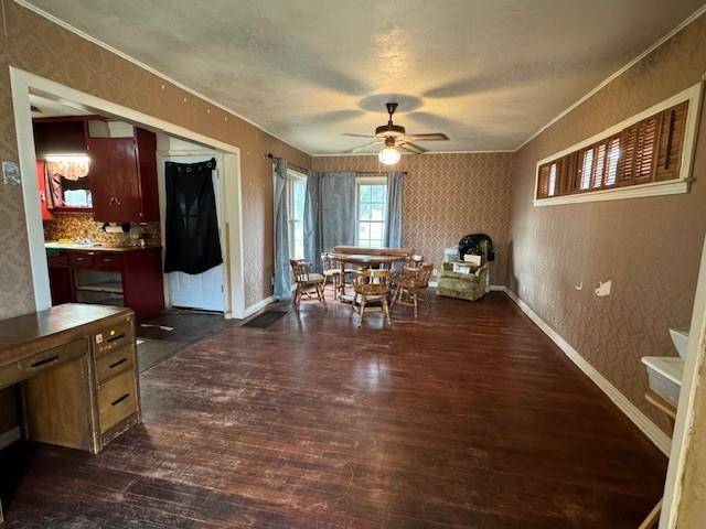 Roby, TX 79543,115 Barb Street