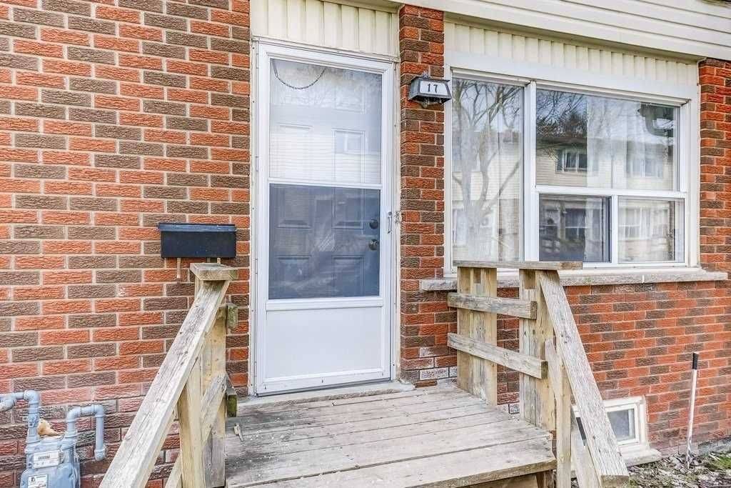 Waterloo, ON N2A 2L7,164 Jansen AVE #17