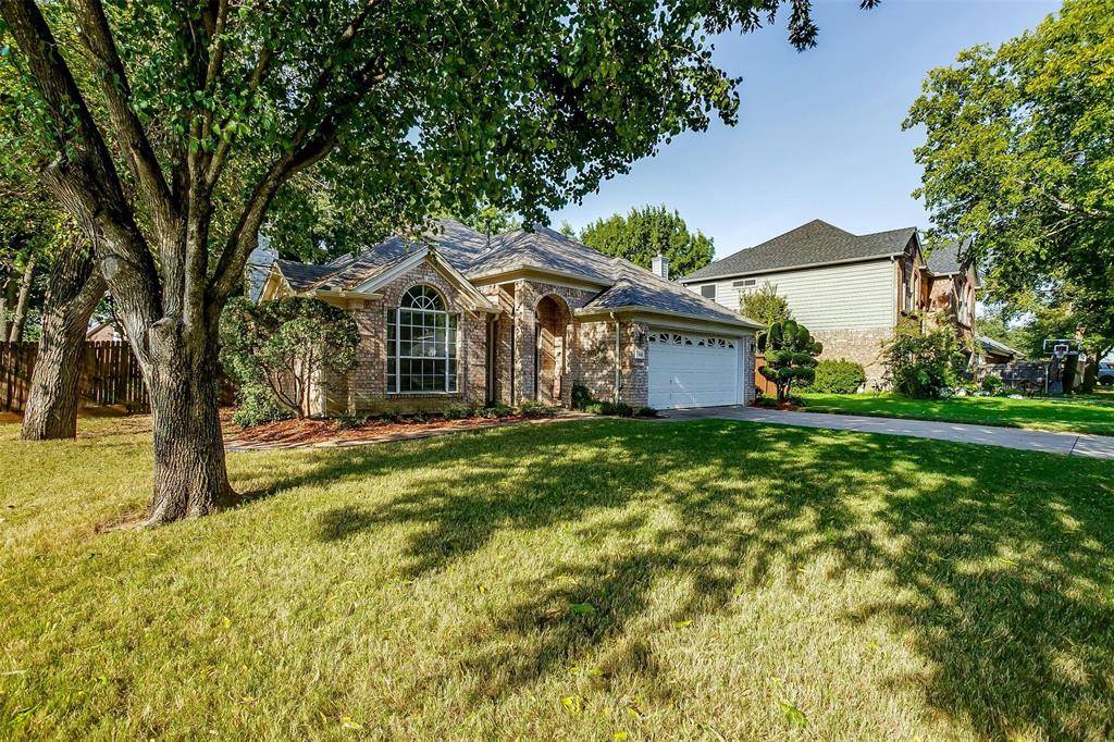 Burleson, TX 76028,508 Briarcrest Drive