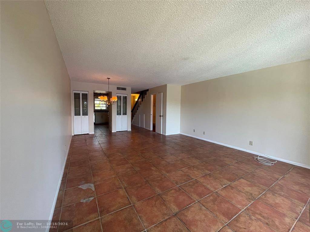 Fort Lauderdale, FL 33305,833 NE 18TH CT  #10