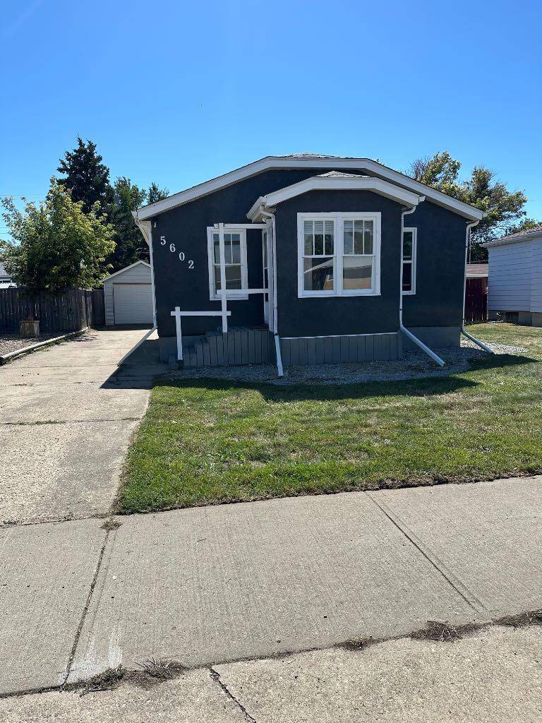 Taber, AB T1G 1B5,5206 44 AVE