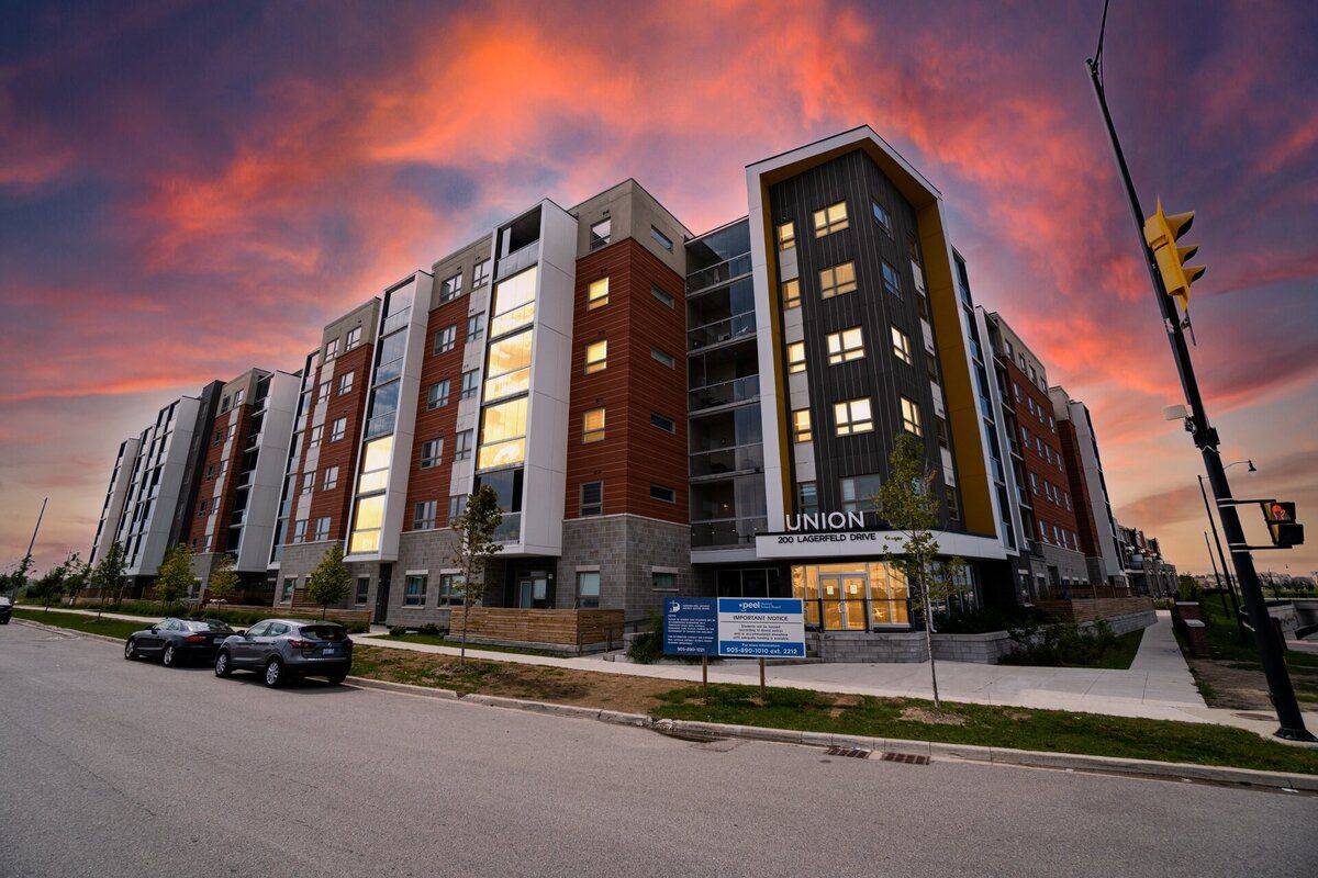 Brampton, ON L7A 5G5,200 Lagerfeld DR #210