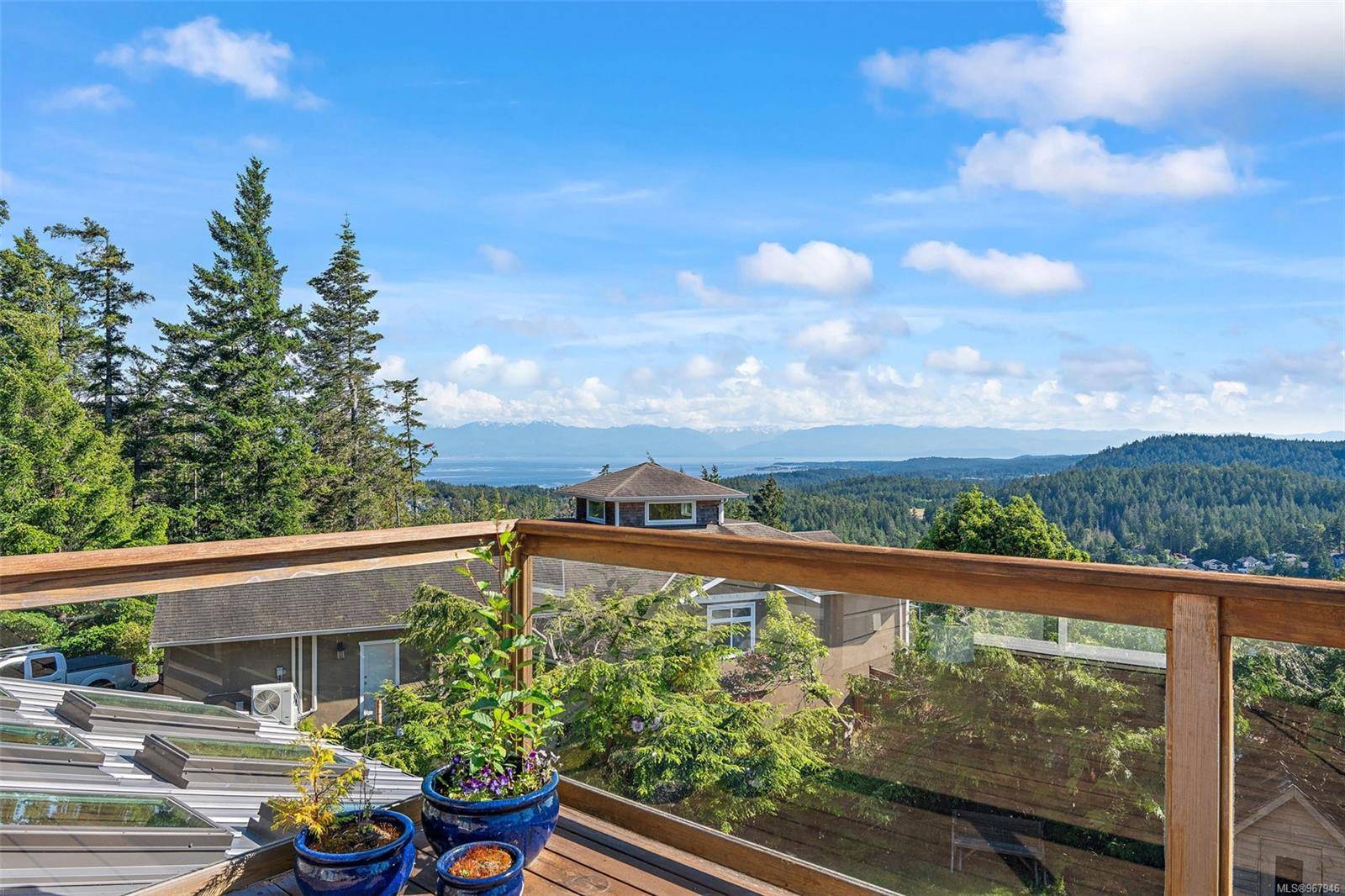 Colwood, BC V9C 3N2,3505 Fulton Rd