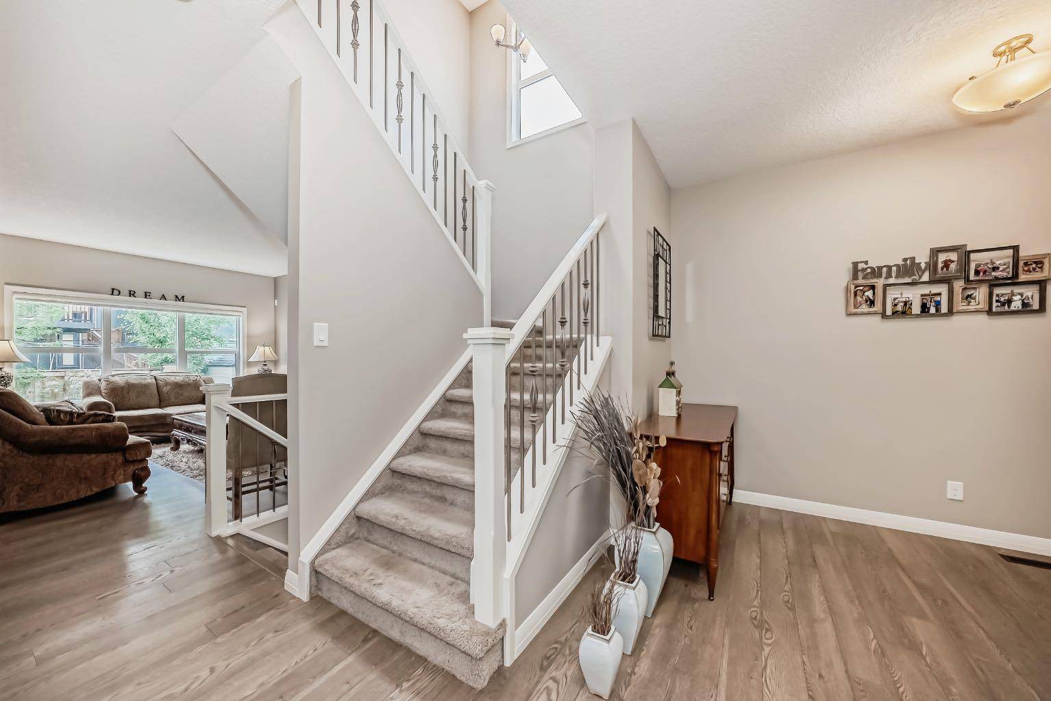 Calgary, AB T3M 2B4,54 Masters Mews SE