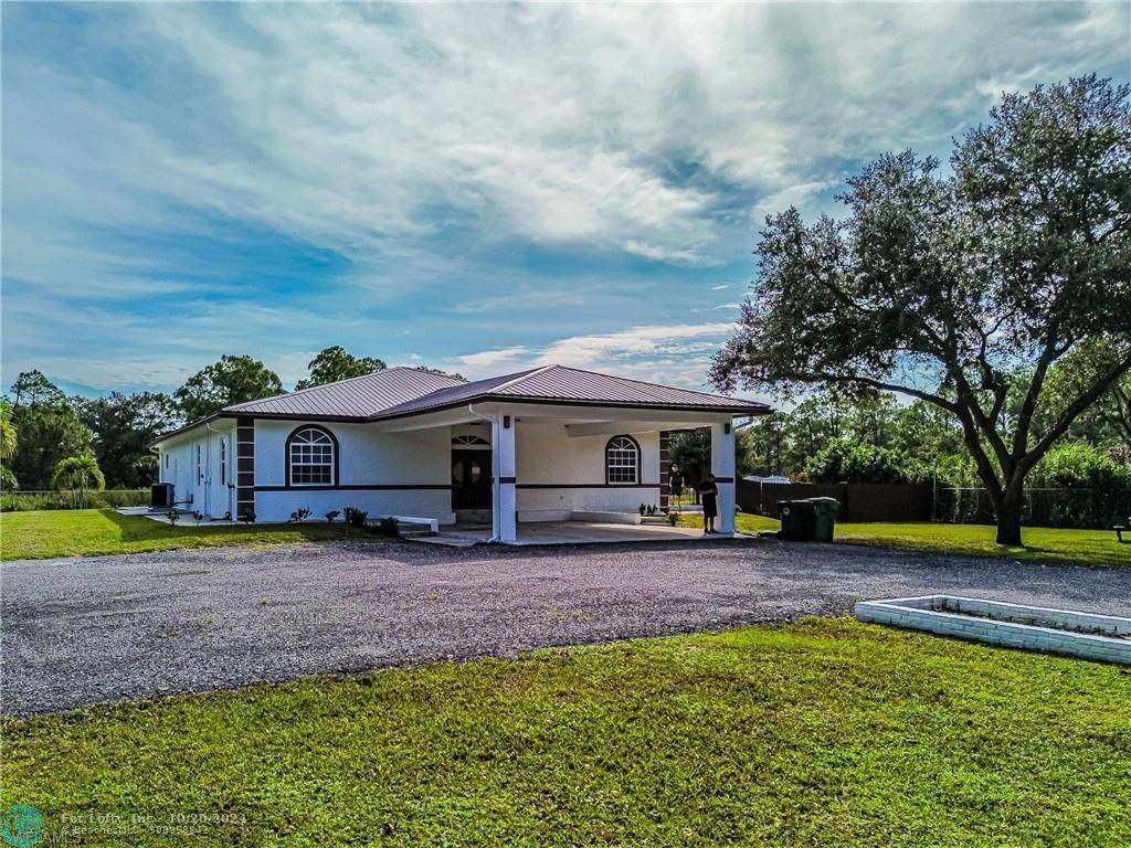 Clewiston, FL 33440,125 S Hacienda St