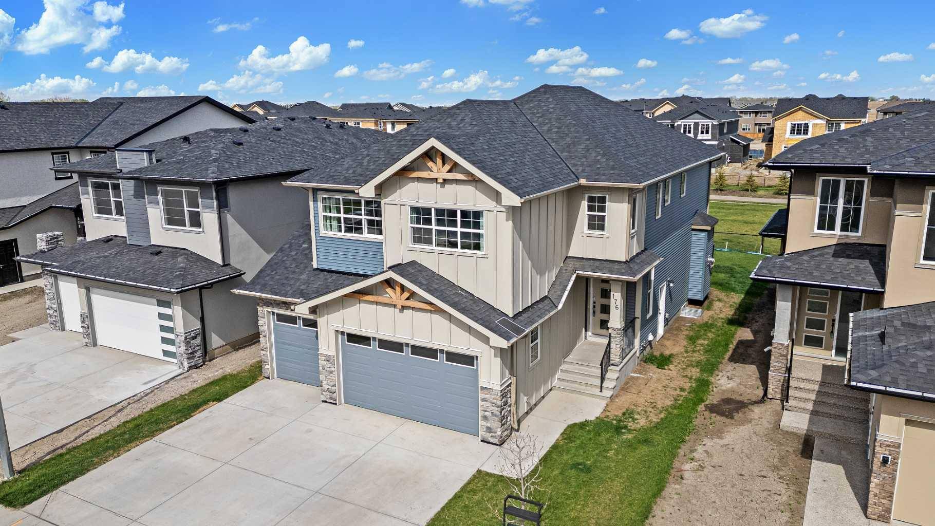 Chestermere, AB T1X 1Y8,176 Sandpiper LNDG