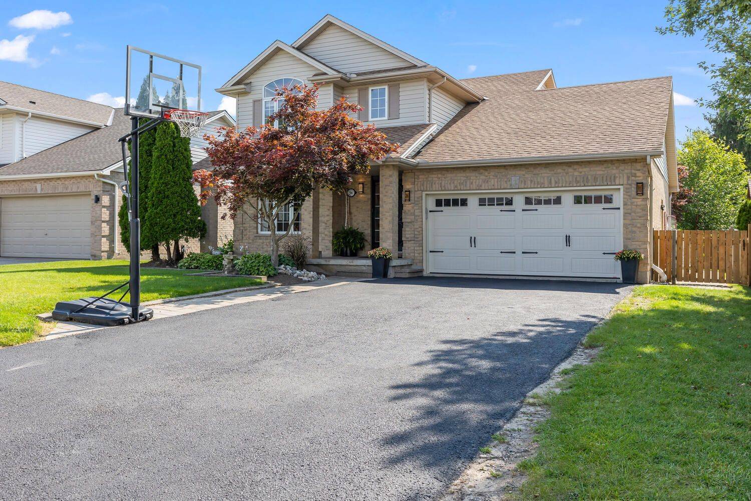 Thames Centre, ON N0L 1G3,56 Mapleridge CRES