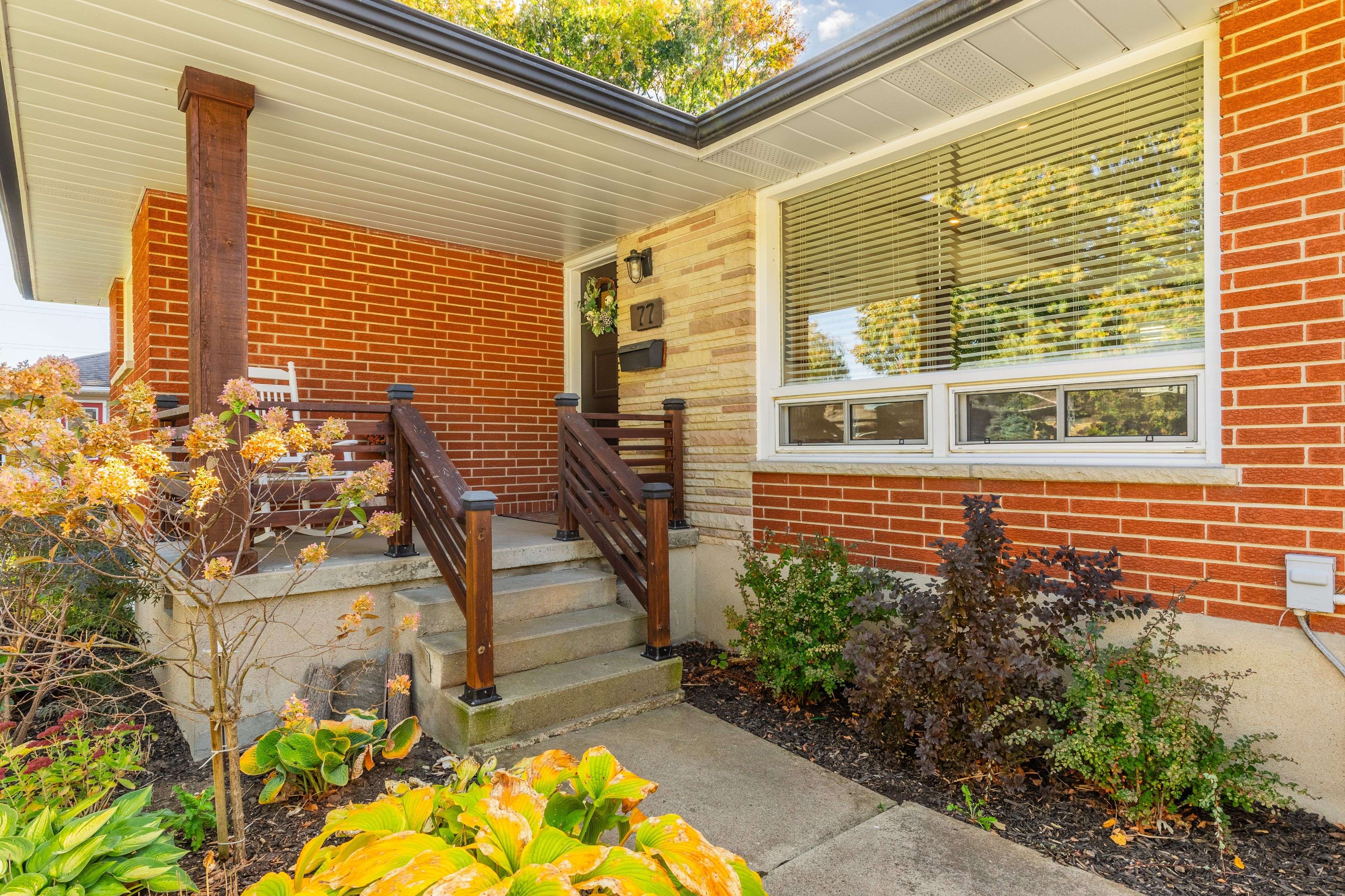 London, ON N5V 2M9,77 Tewksbury CRES