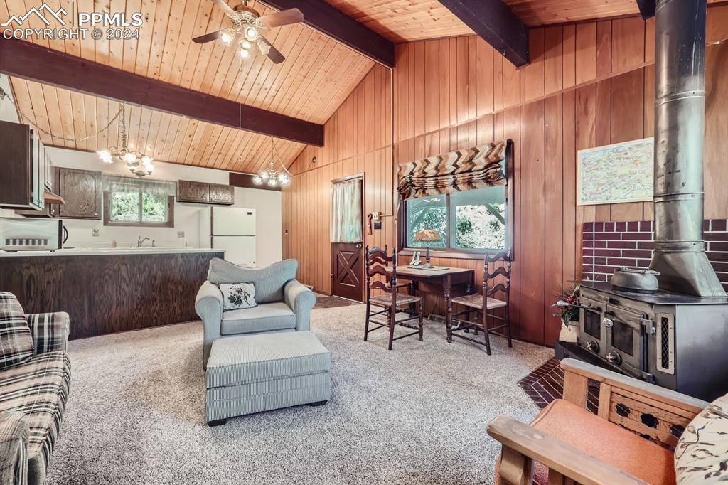 Green Mountain Falls, CO 80819,6870 Colorado ST