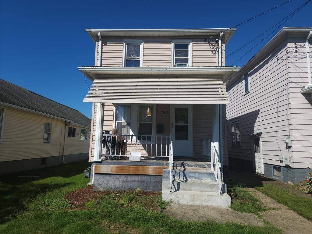 Glen Dale, WV 26038,306 5th Street