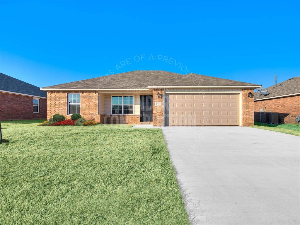 Harrah, OK 73045,21177 River Mist Drive