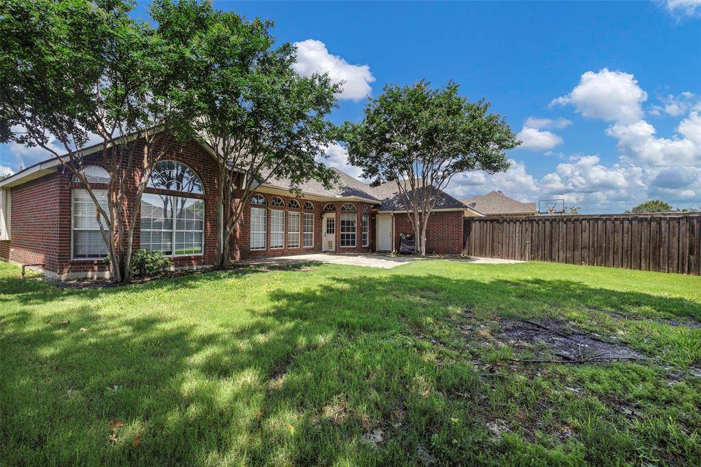 Rowlett, TX 75089,7402 Westhaven Drive