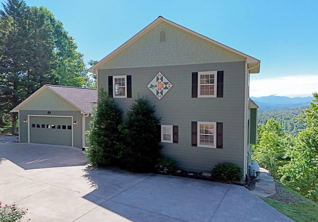 Hayesville, NC 28904,128 Oak Lane