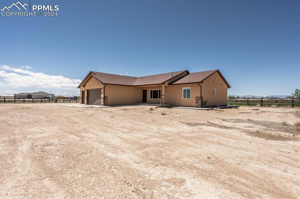 Pueblo, CO 81006,929 27th LN