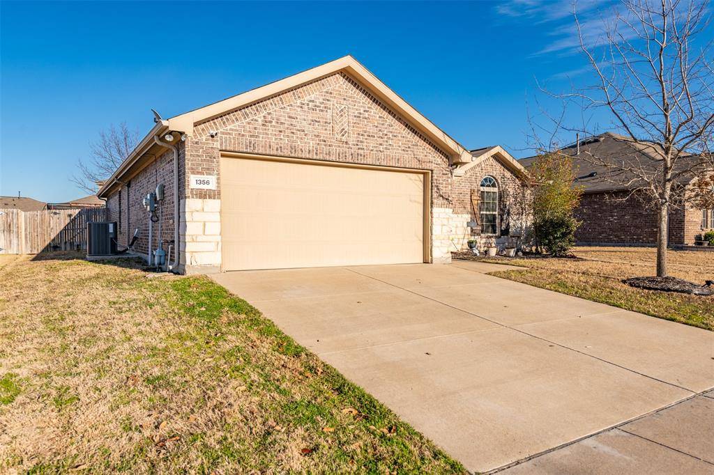 Burleson, TX 76028,1356 foxglove Lane