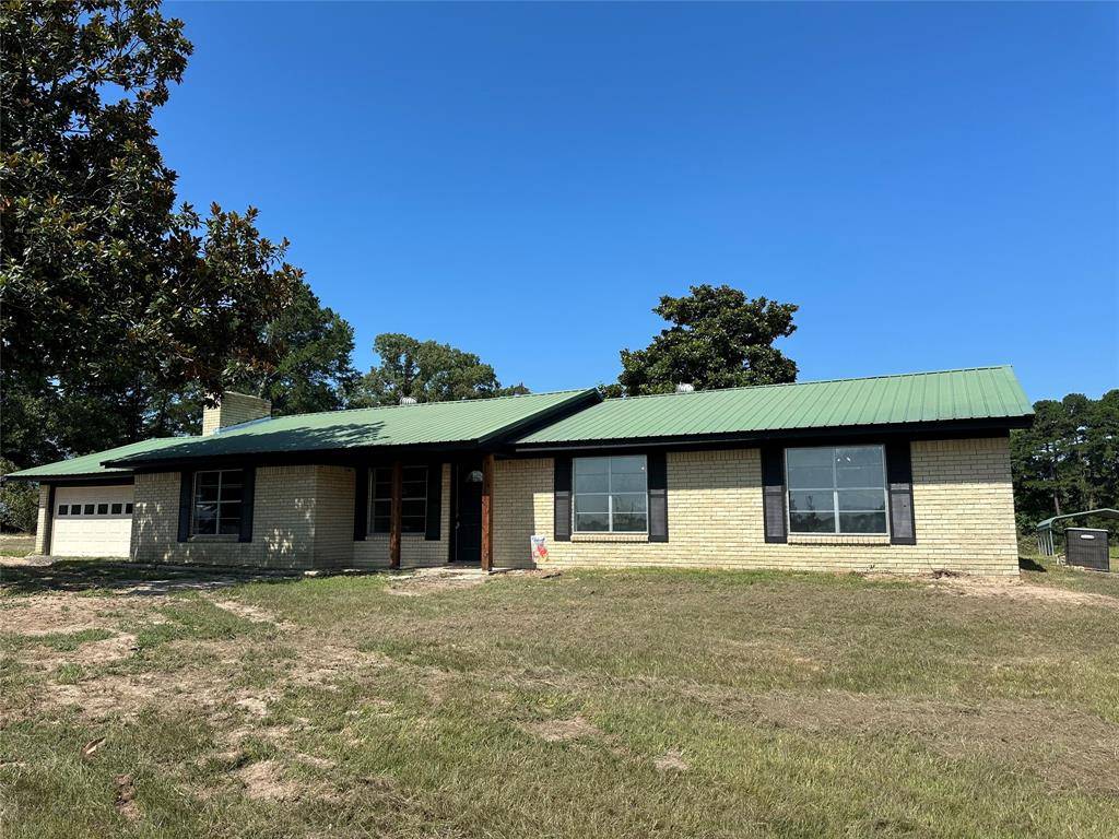 New Boston, TX 75570,2827 County Road 4004