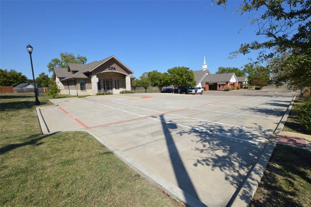 Mesquite, TX 75150,865 N Town East Boulevard