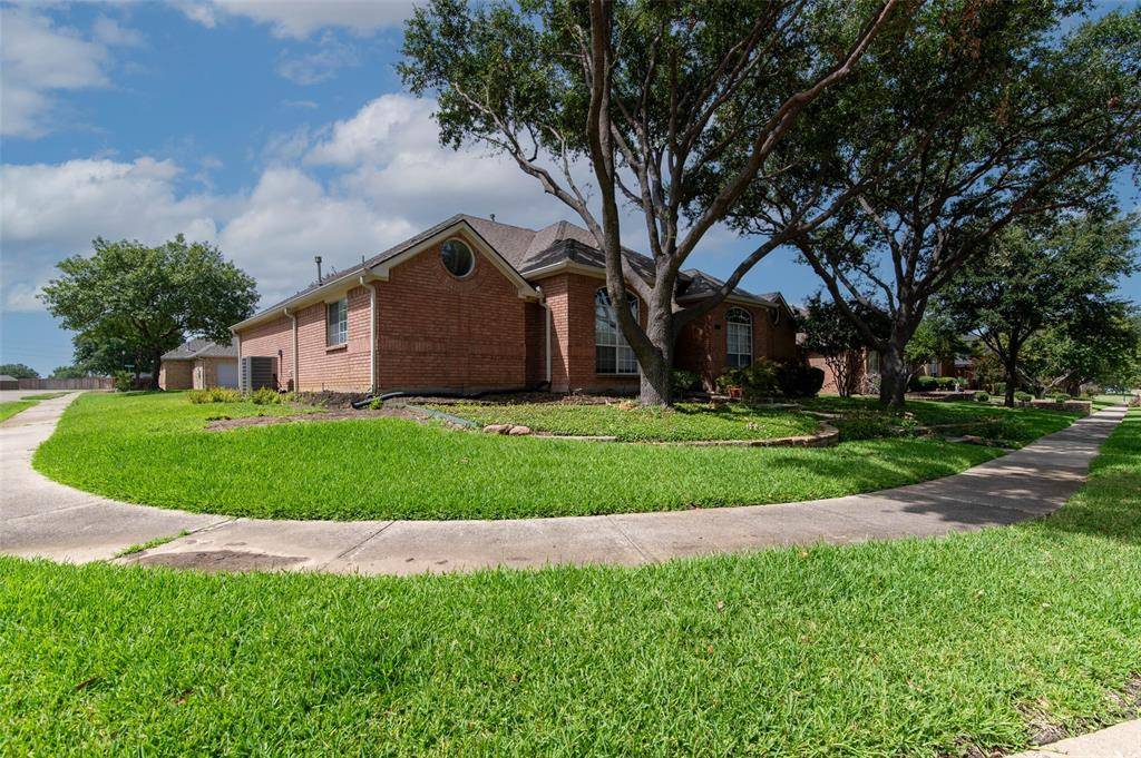 Carrollton, TX 75006,2616 Kings Gate Drive