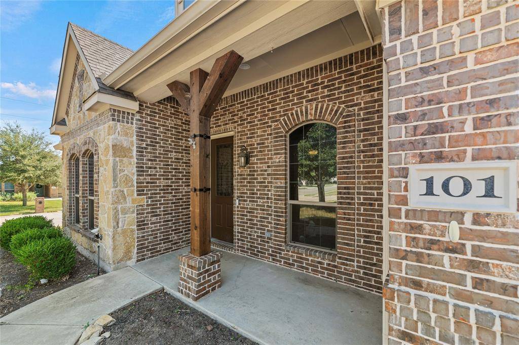 Waxahachie, TX 75165,101 Aztec Court