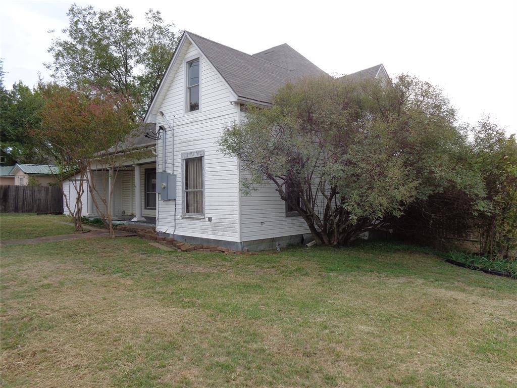 Alvarado, TX 76009,211 W Purdom Avenue