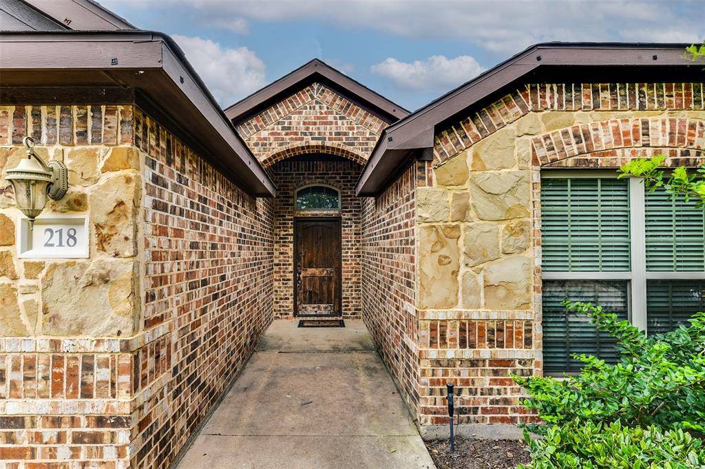 Waxahachie, TX 75167,218 Chimney Rock Drive